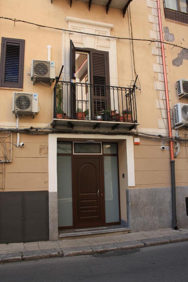Due Cappuccini Apartment Palermo Exterior photo